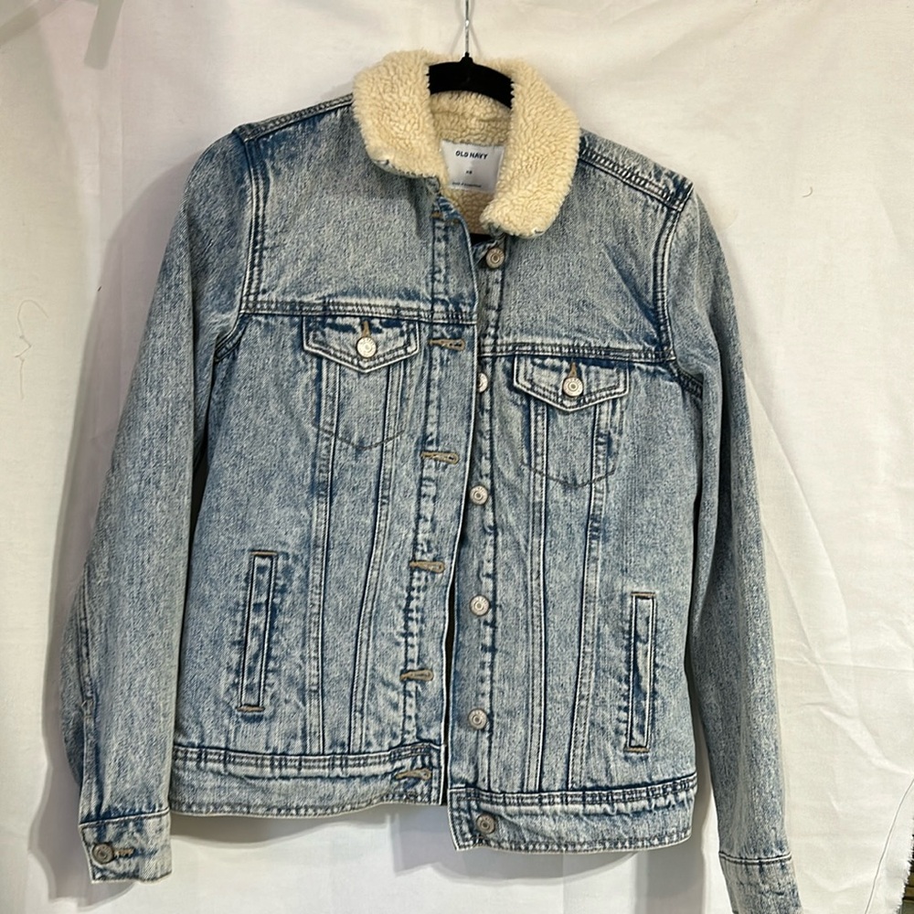 Old Navy fleece lined Jean jacket xs